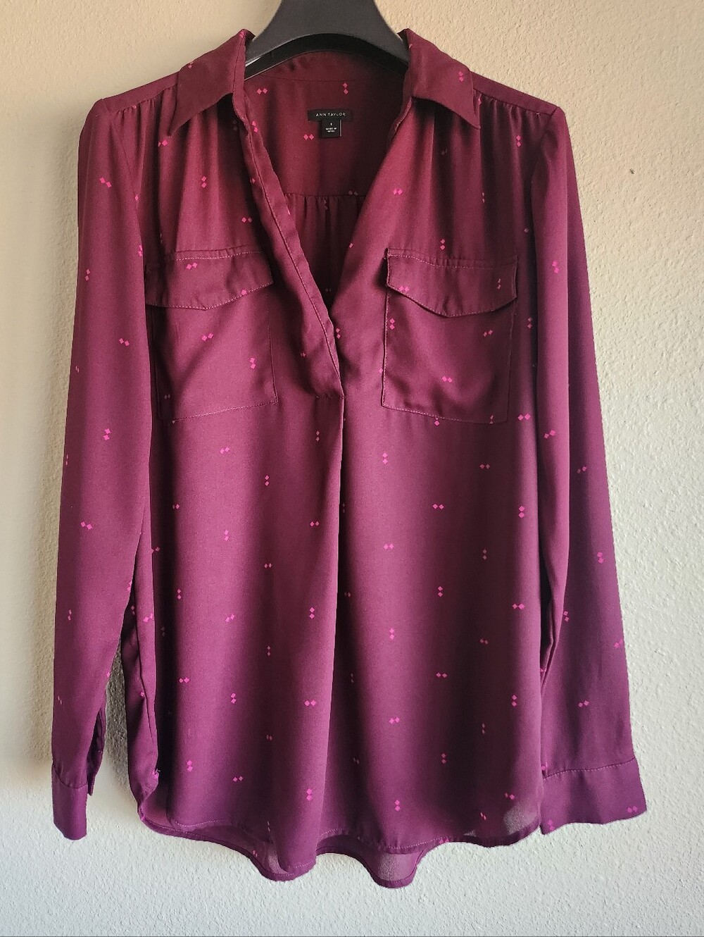 Ann Taylor Burgundy Geometric Print Popover Blouse – Size Small